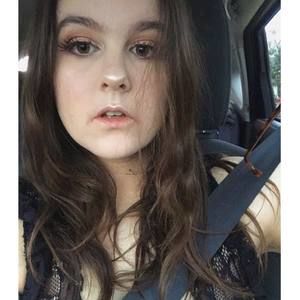 Meet your Posher, Mikayla